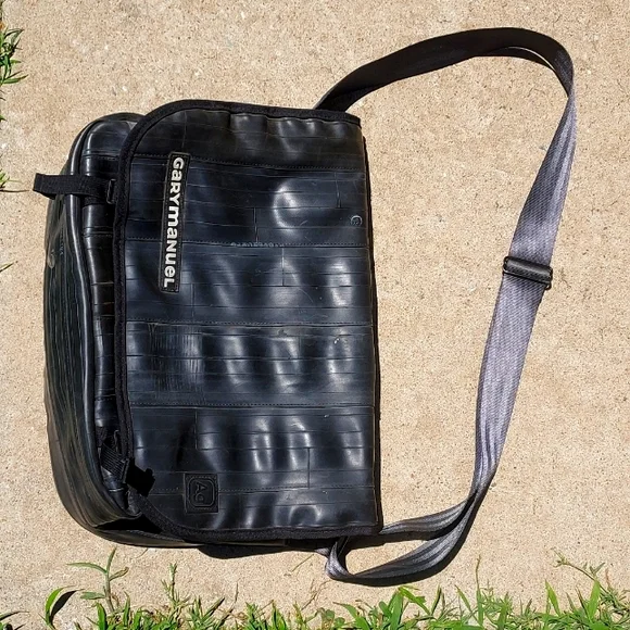 Alchemy Goods Messenger Bag